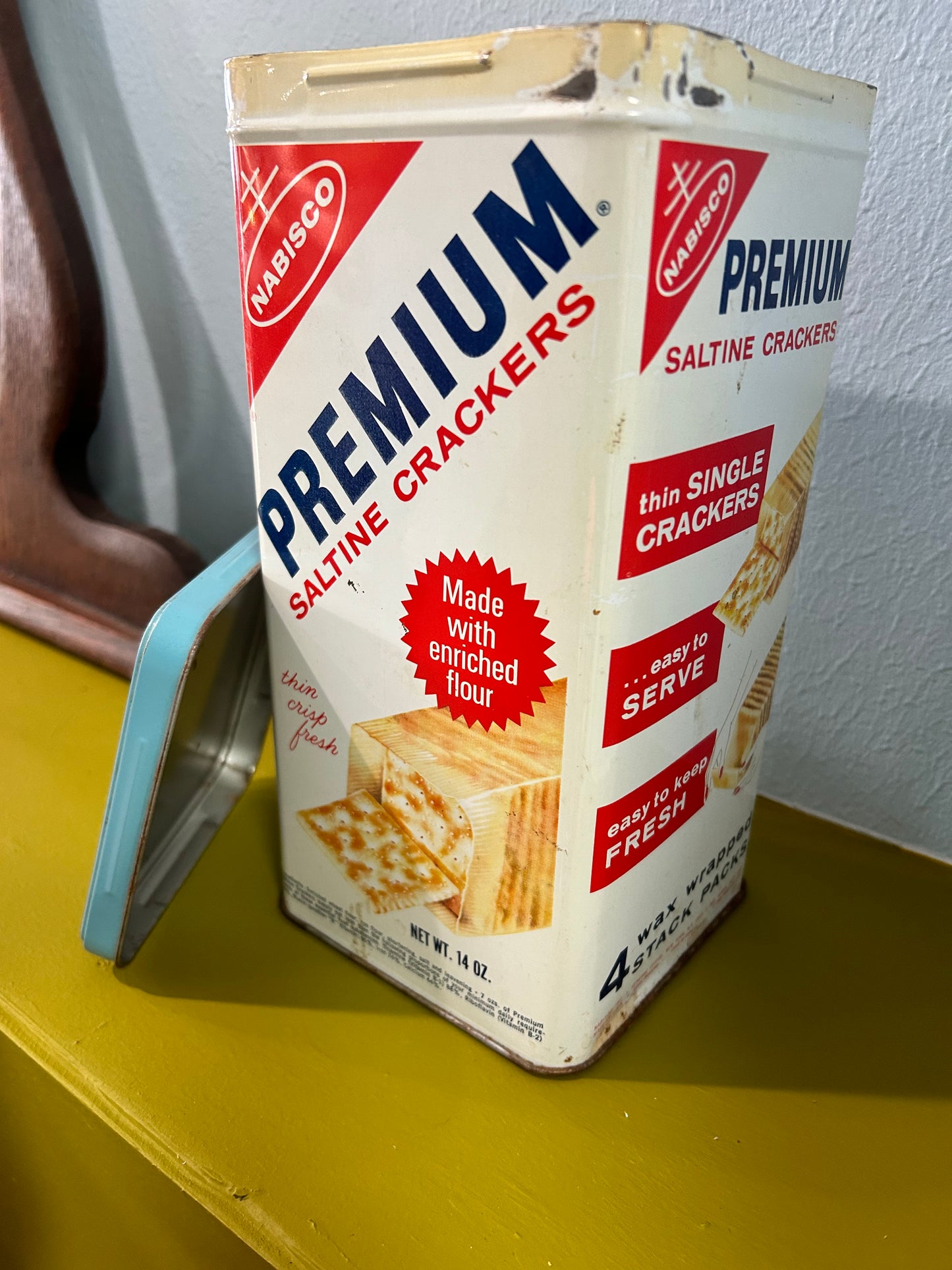 Vintage Nabisco Saltine Cracker Tin