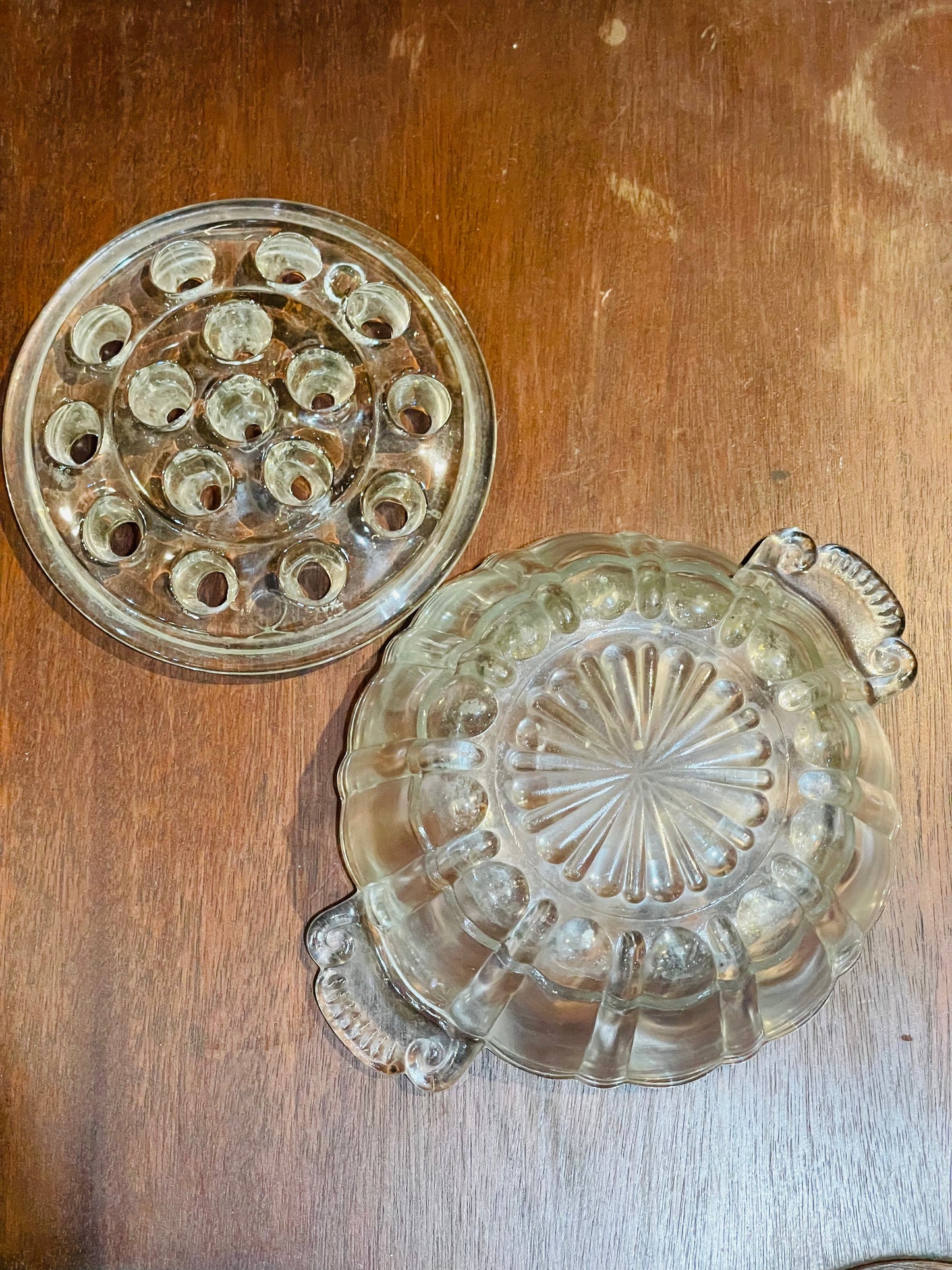 Antique Clear Crystal 16 Hole Flower Frog