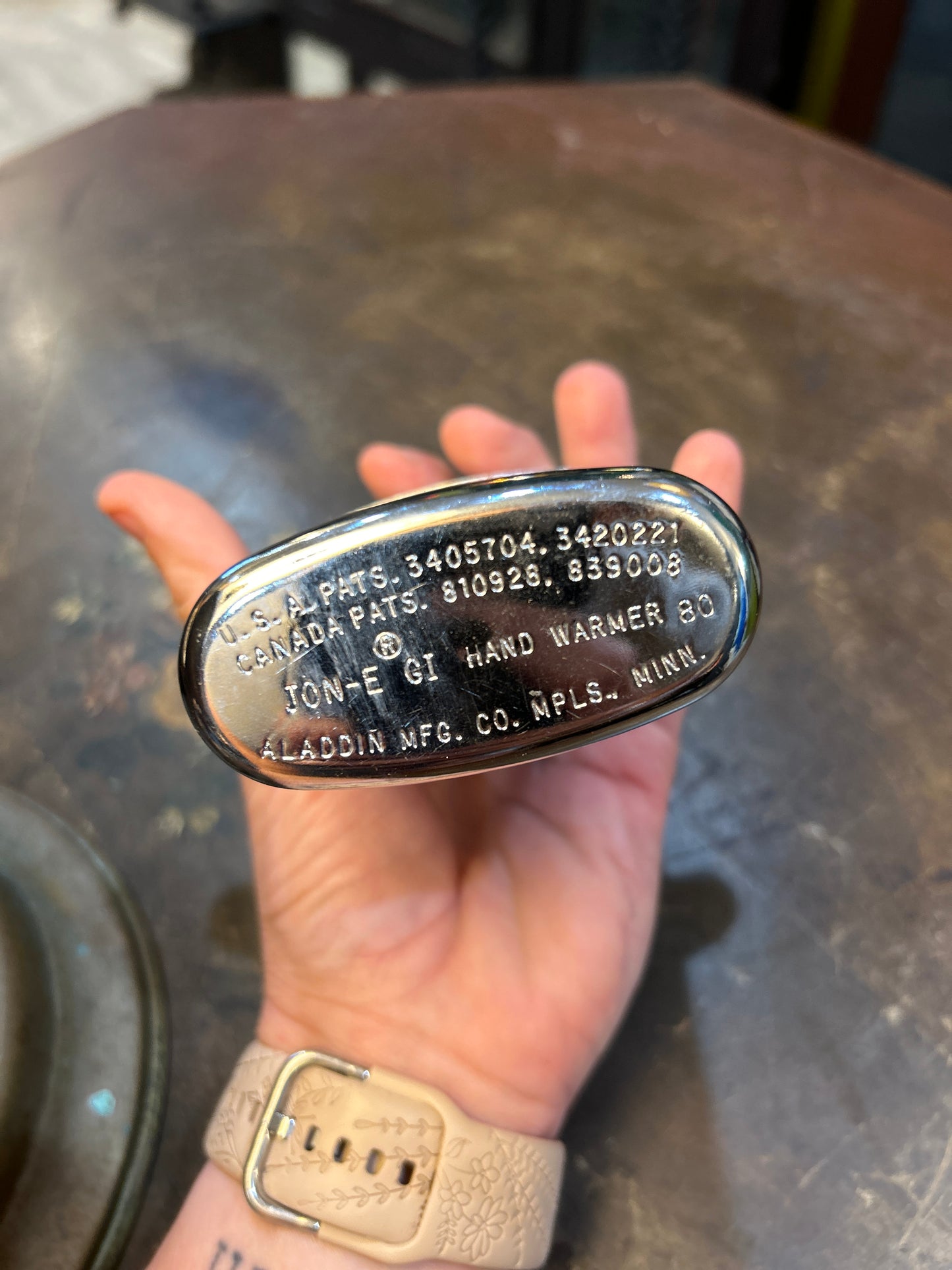 Vintage Jon-E Aladdin Hand Warmer-Rare Collectable