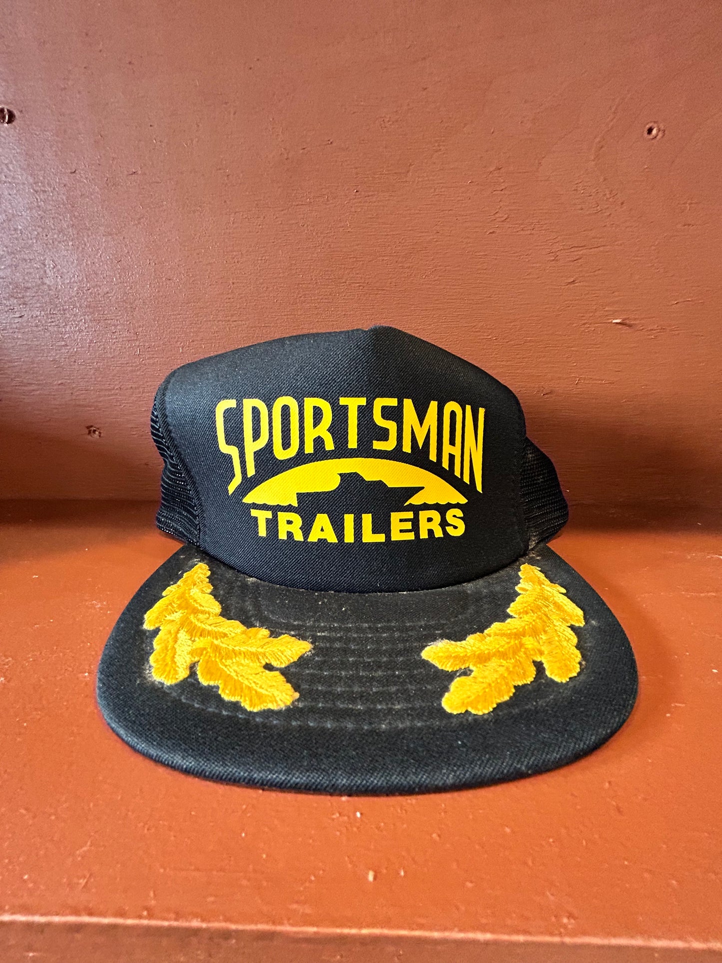 Vintage Sportsman Trailer Hat- Gold Leaf Bill