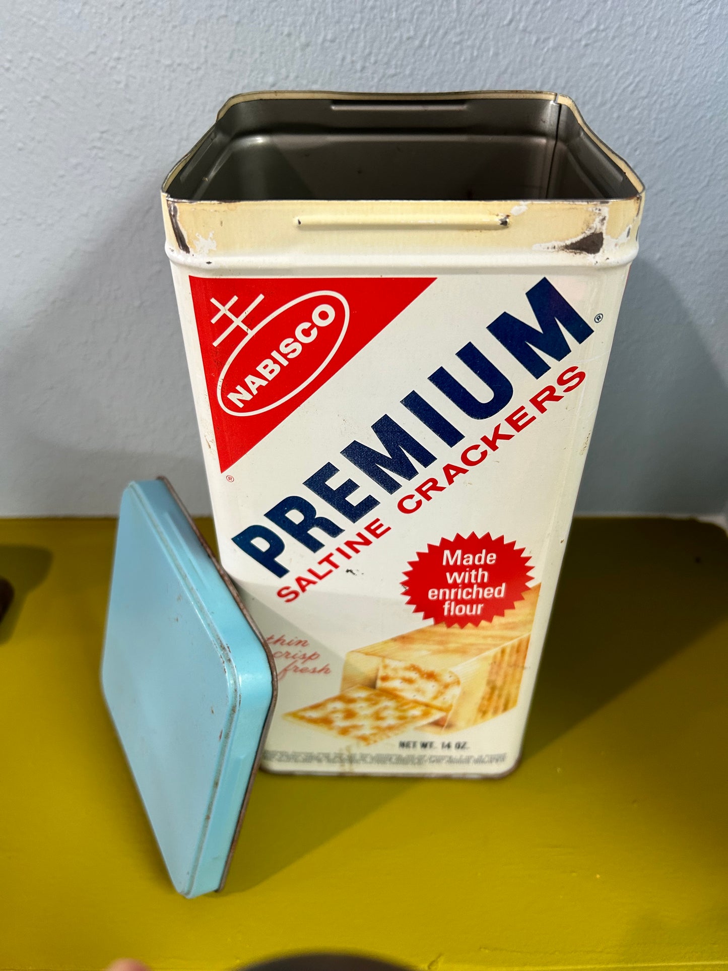Vintage Nabisco Saltine Cracker Tin