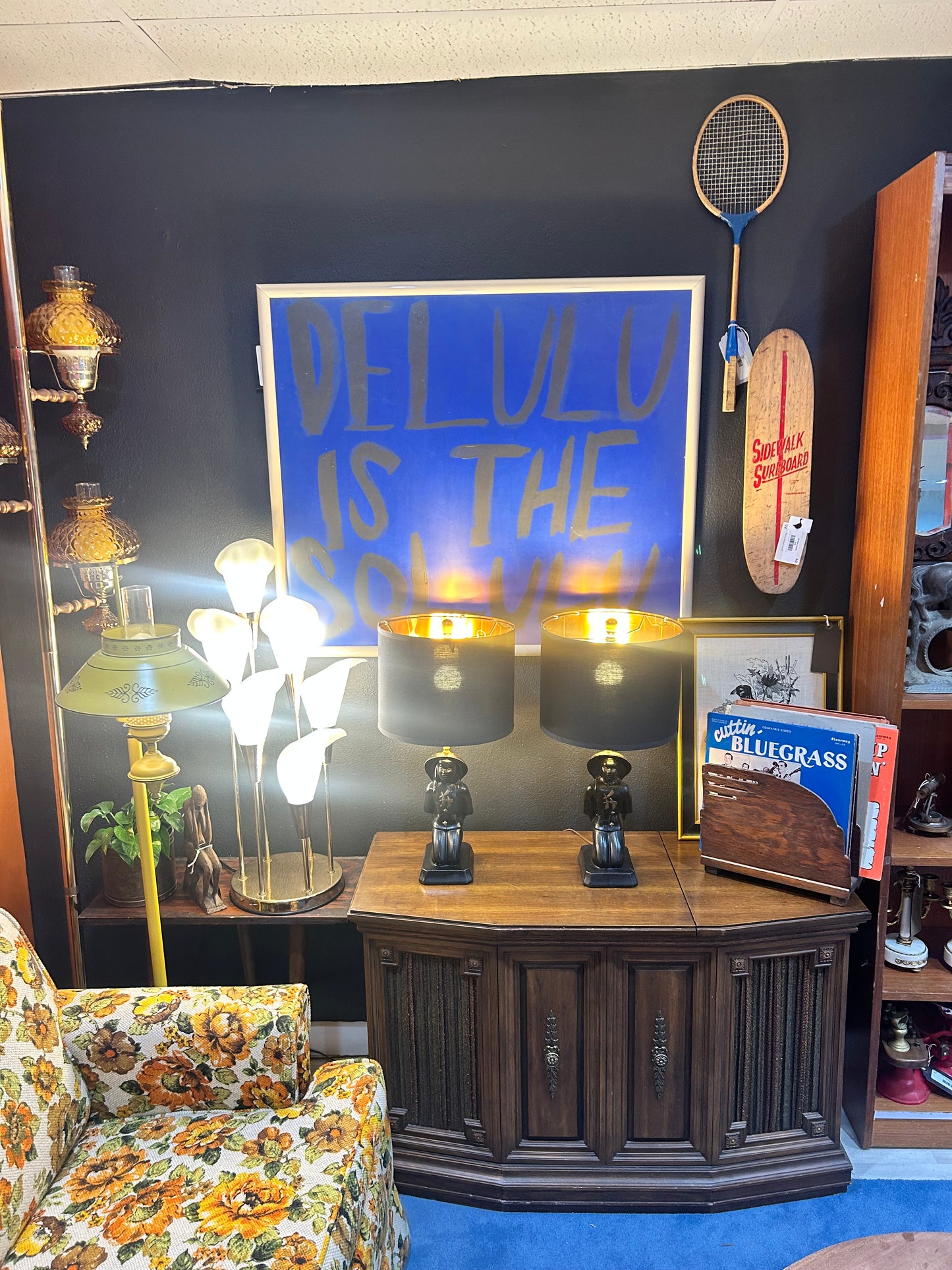 Vintage Walnut 1970’s Sylvania Hi-Fi Console Stereo