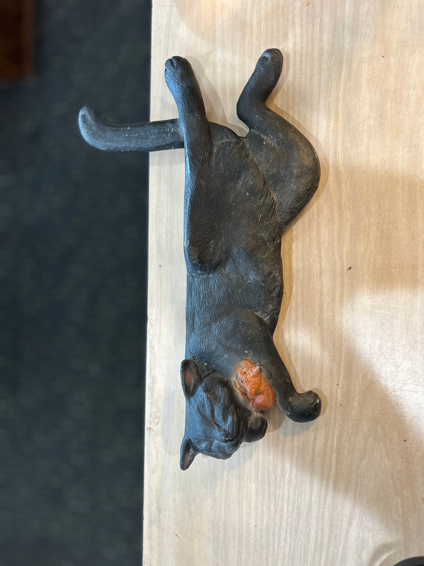 Flat Back Black Cat- With Mouse