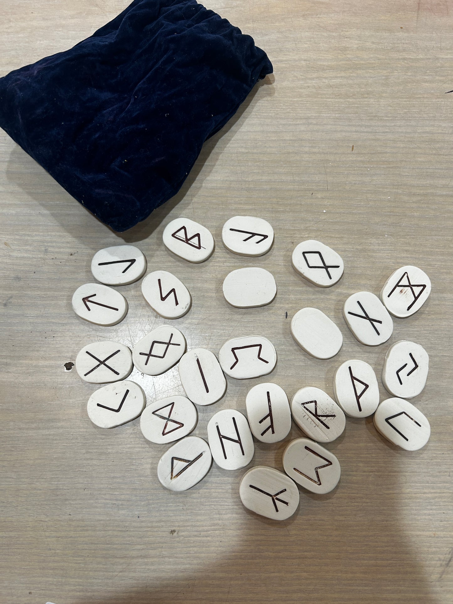 Norse Viking Elder Futhark Porcelain Rune Set with Bag