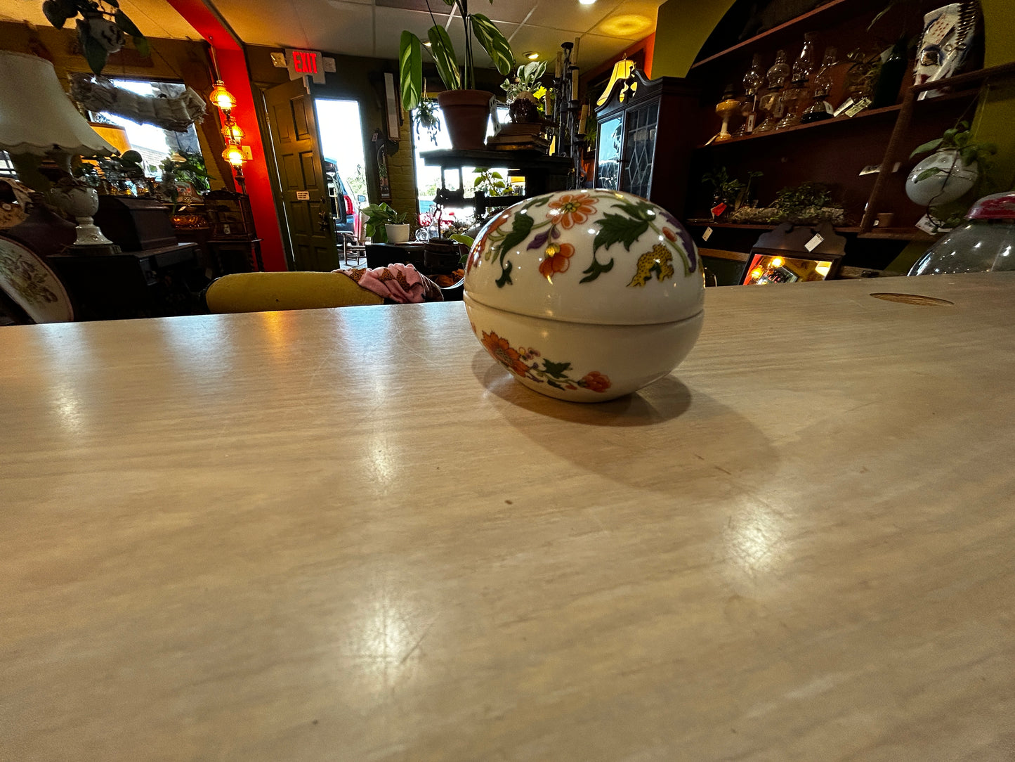 Limoges France Trinket Egg and Shell Dish