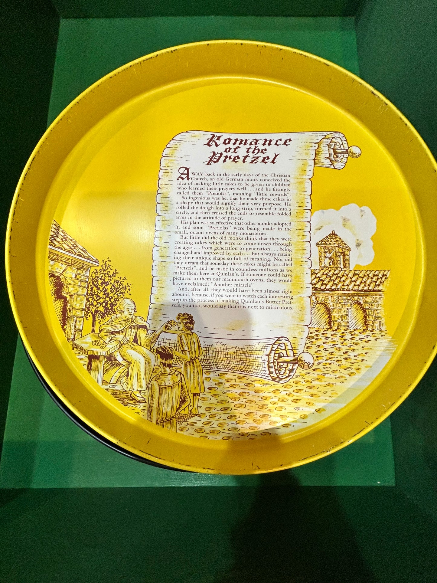 Vintage Quinlan’s Butter Pretzel Tin- Large
