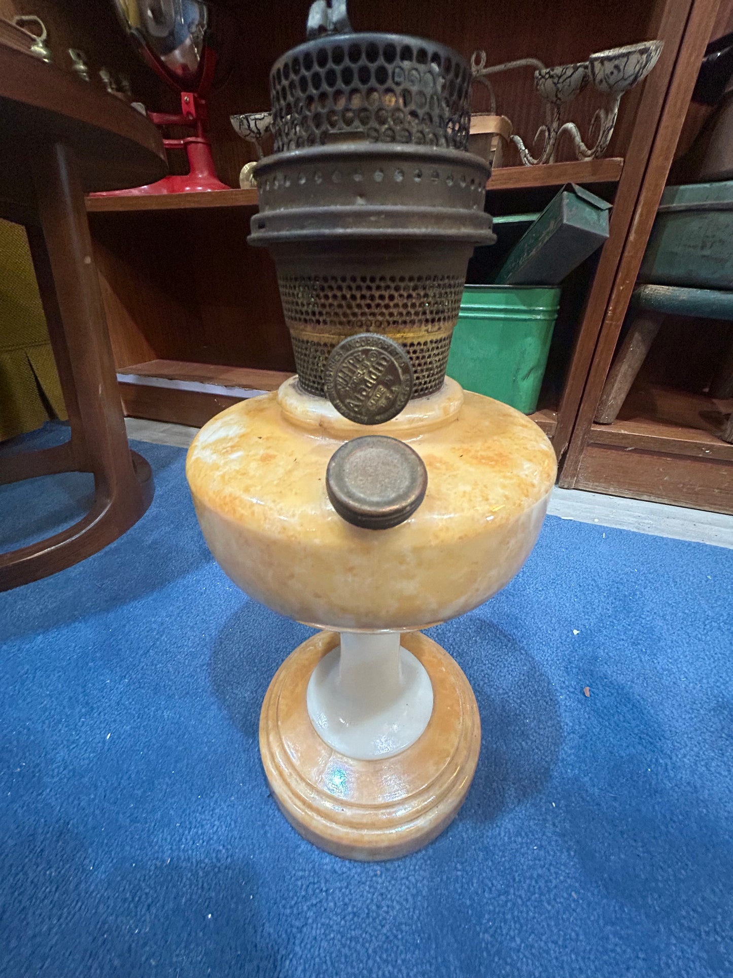 RARE Aladdin Model B-27 Gold Luster Oil Lamp