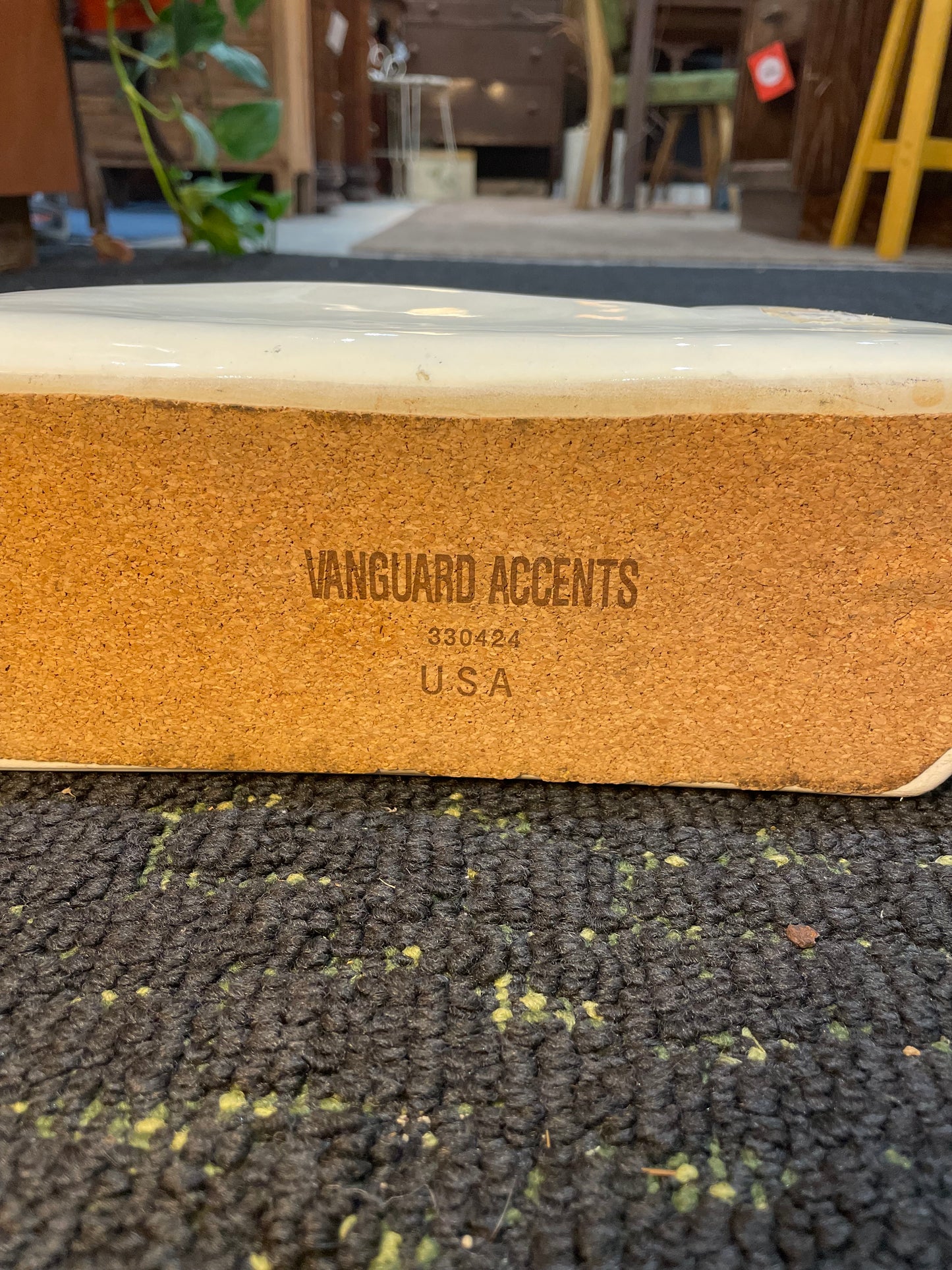 Hyalyn Pottery Art Deco/Cubist Cat- Vanguard Accents