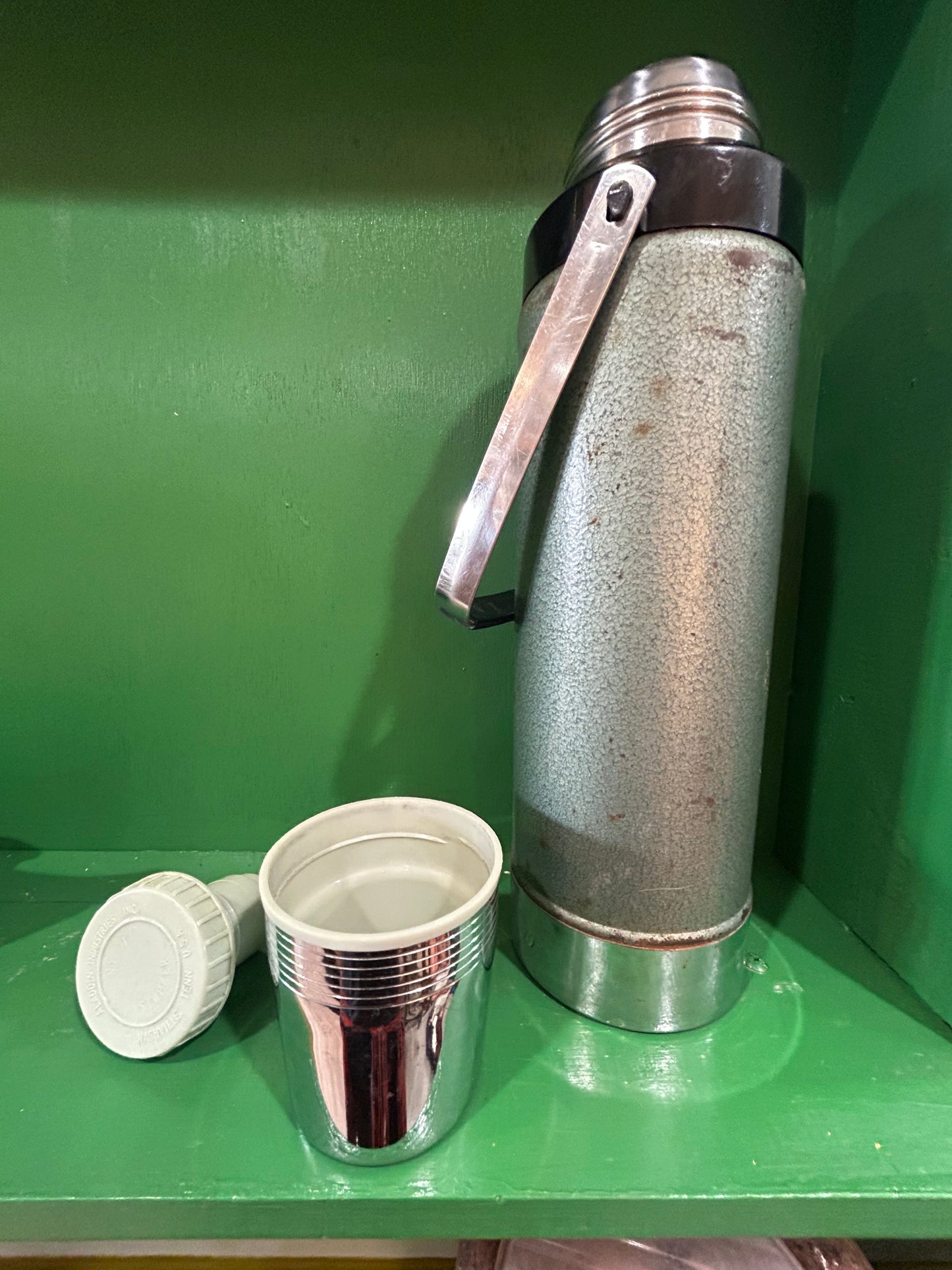 Vintage Aladdin Stanley- Hot/Cold Insulated Thermos