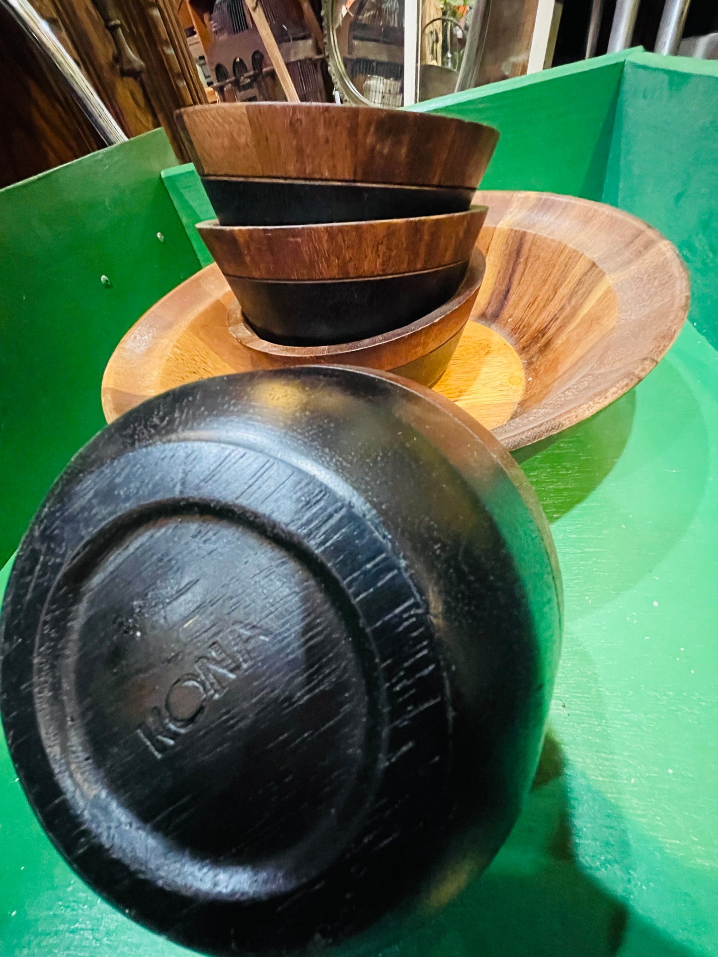 Noritake Kona Wood Salad Bowl Set- One Big Bowl 4 Small