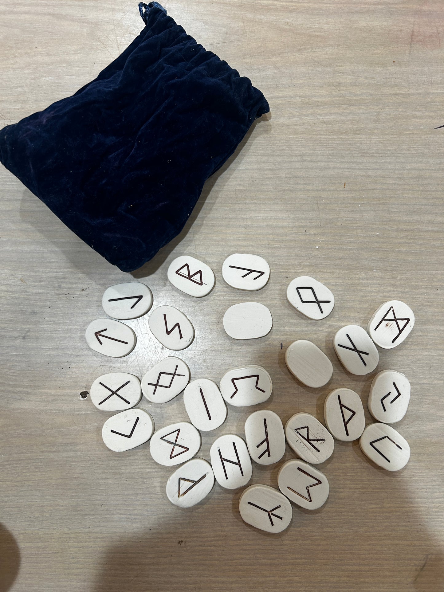 Norse Viking Elder Futhark Porcelain Rune Set with Bag