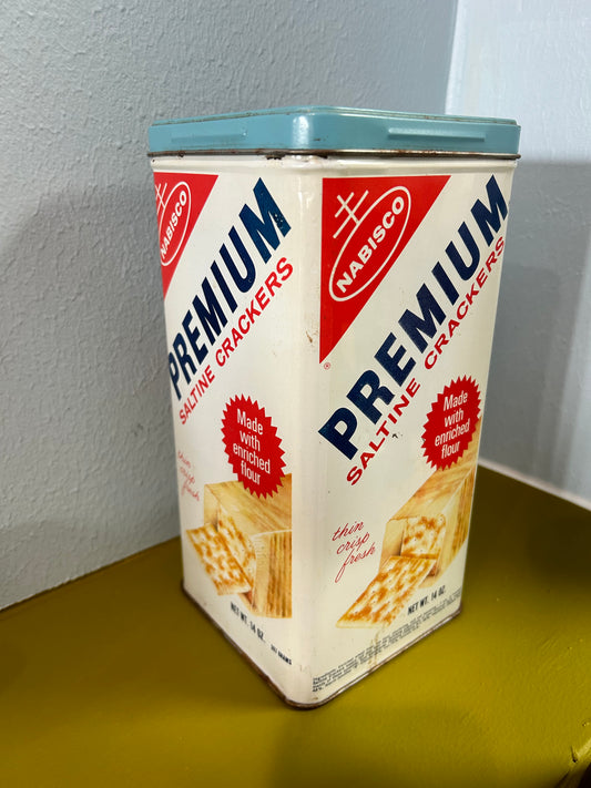 Vintage Nabisco Saltine Cracker Tin