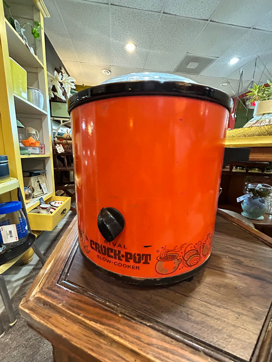 Vintage Orange Rival Crockpot