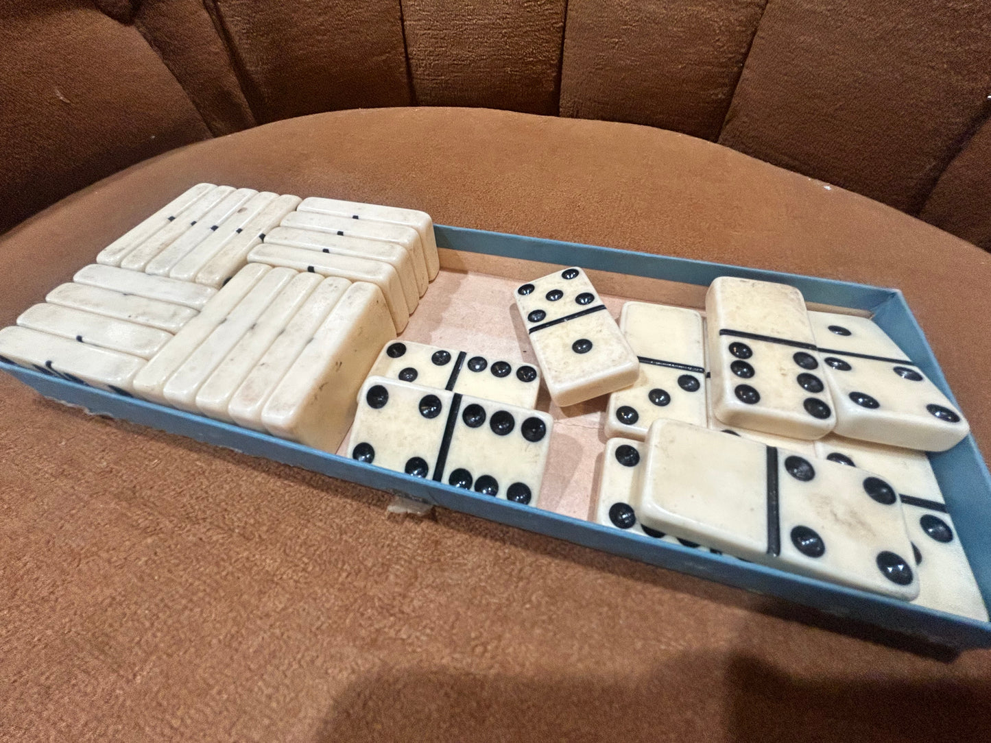 Vintage White Extra Thick Dominos- Full Set