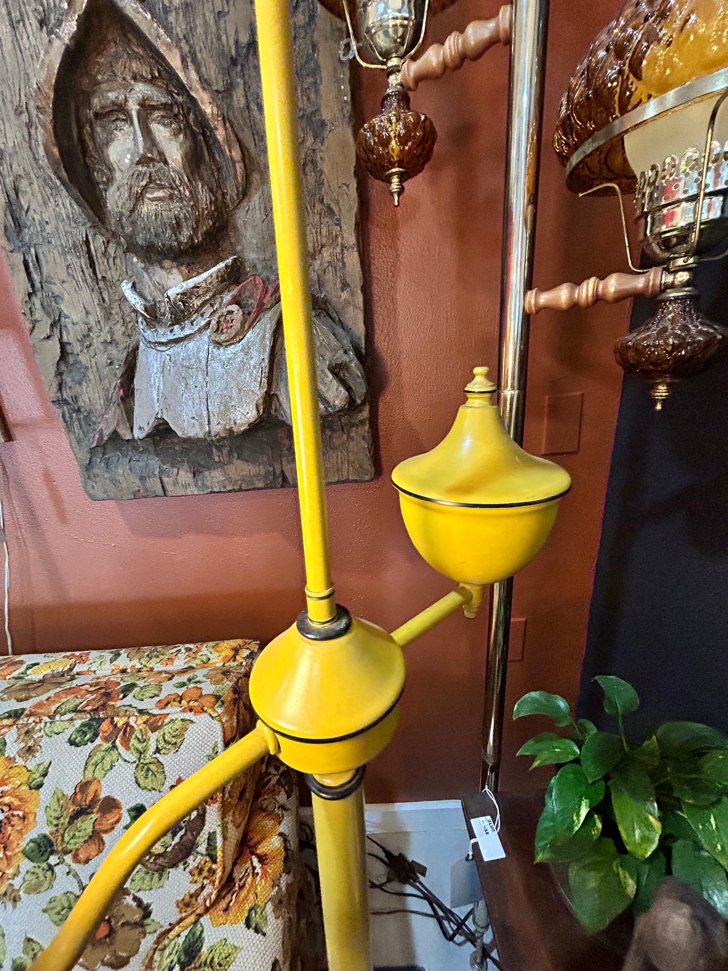 Vintage MCM Mustard Yellow Toleware Metal Floor Lamp