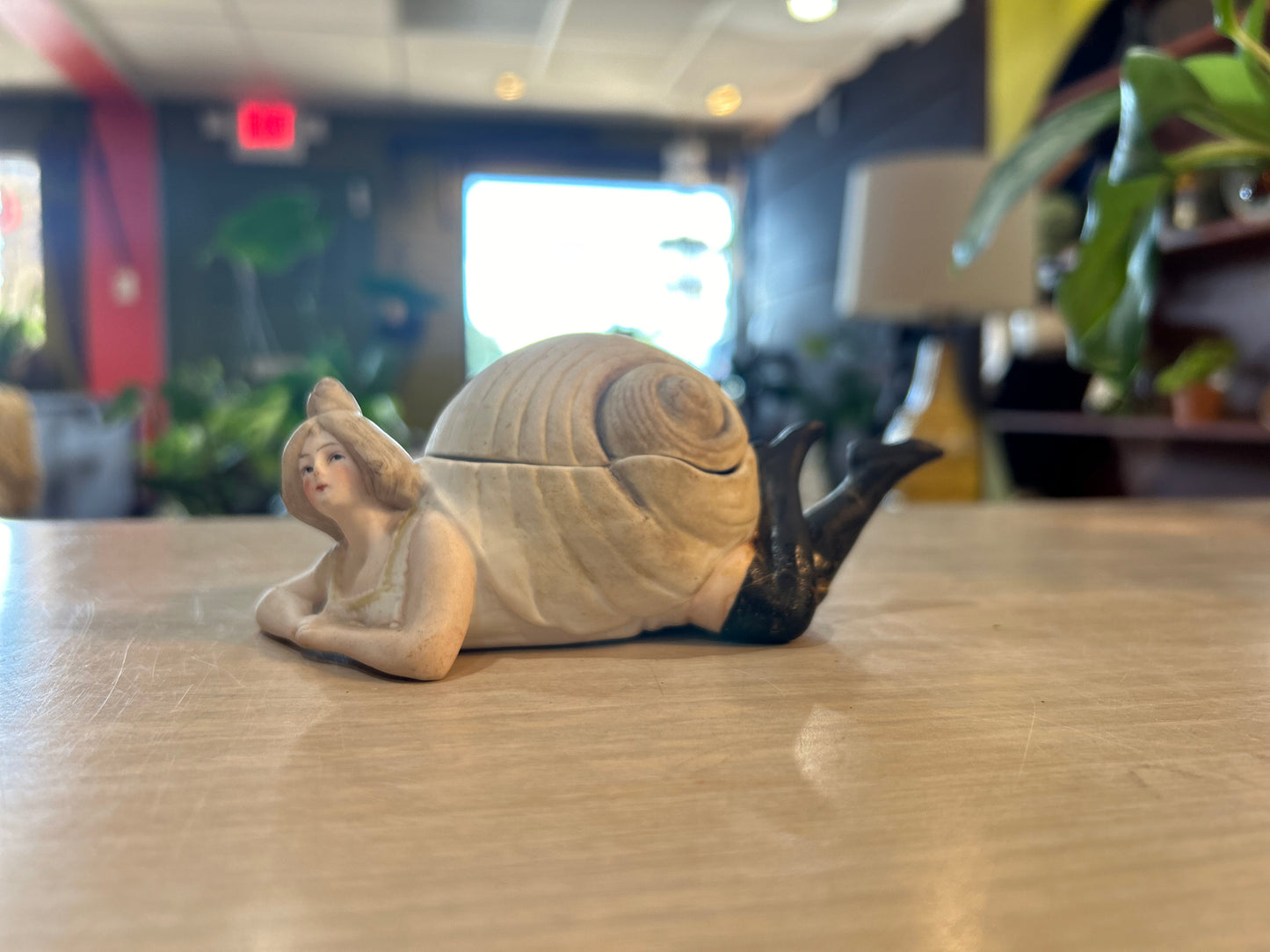 Galluba & Hoffman Naughty Snail Woman - Trinket Box