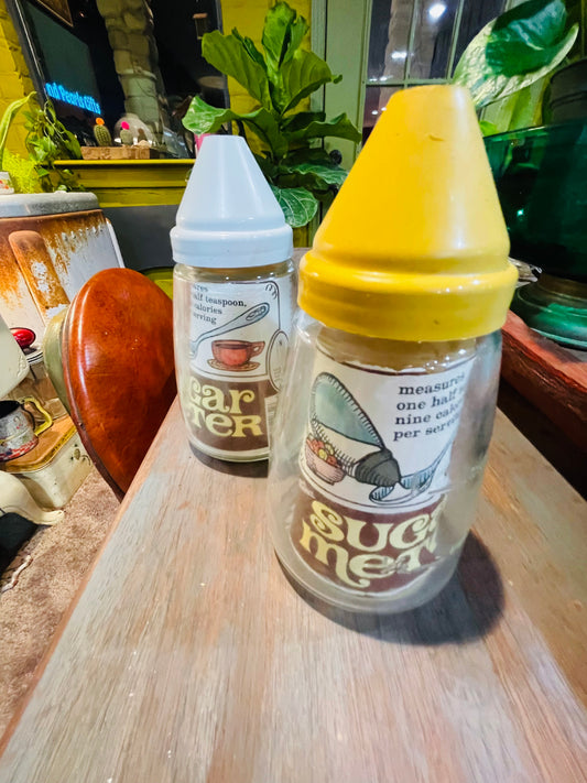 Vintage Federal Clear Glass Sugar Dispenser- Pourer/ Measurer