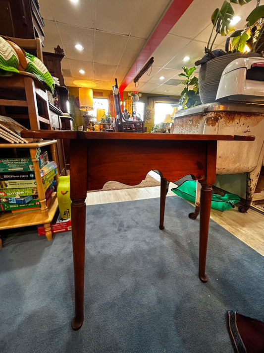 Tiger Pine Country Style Occasional Table with Drawer