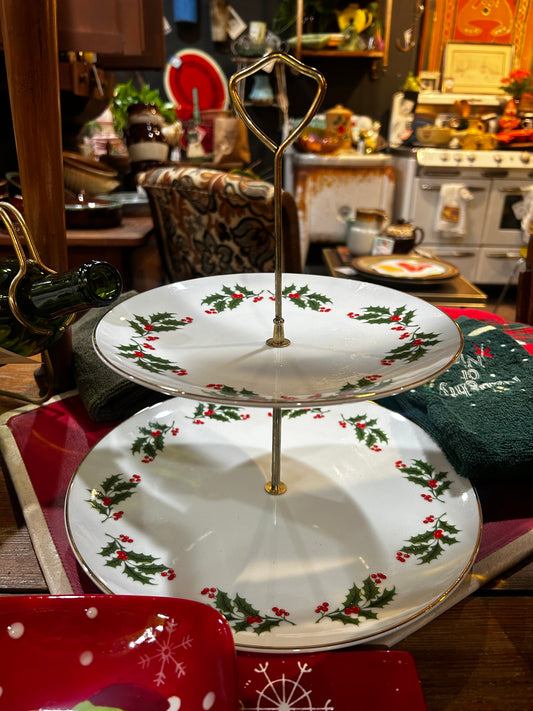 Holy Holly! 2 Cheers for 2 Tiers!