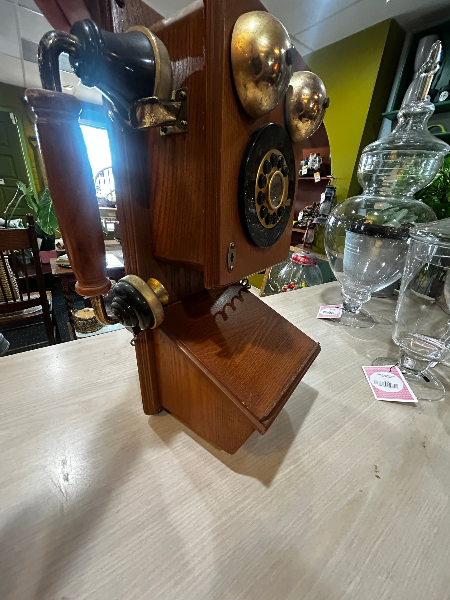 Thomas Collector’s Wall Phone