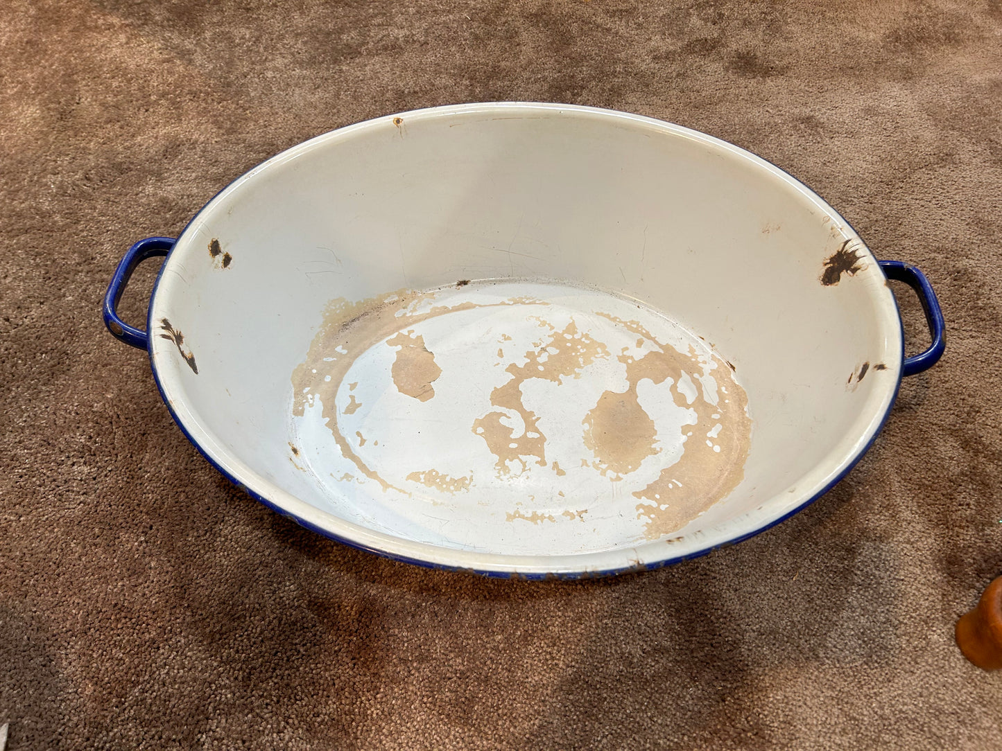 Large Enamel Ware Tub Basin- Oval Wash Bowl Royal Blue Trim