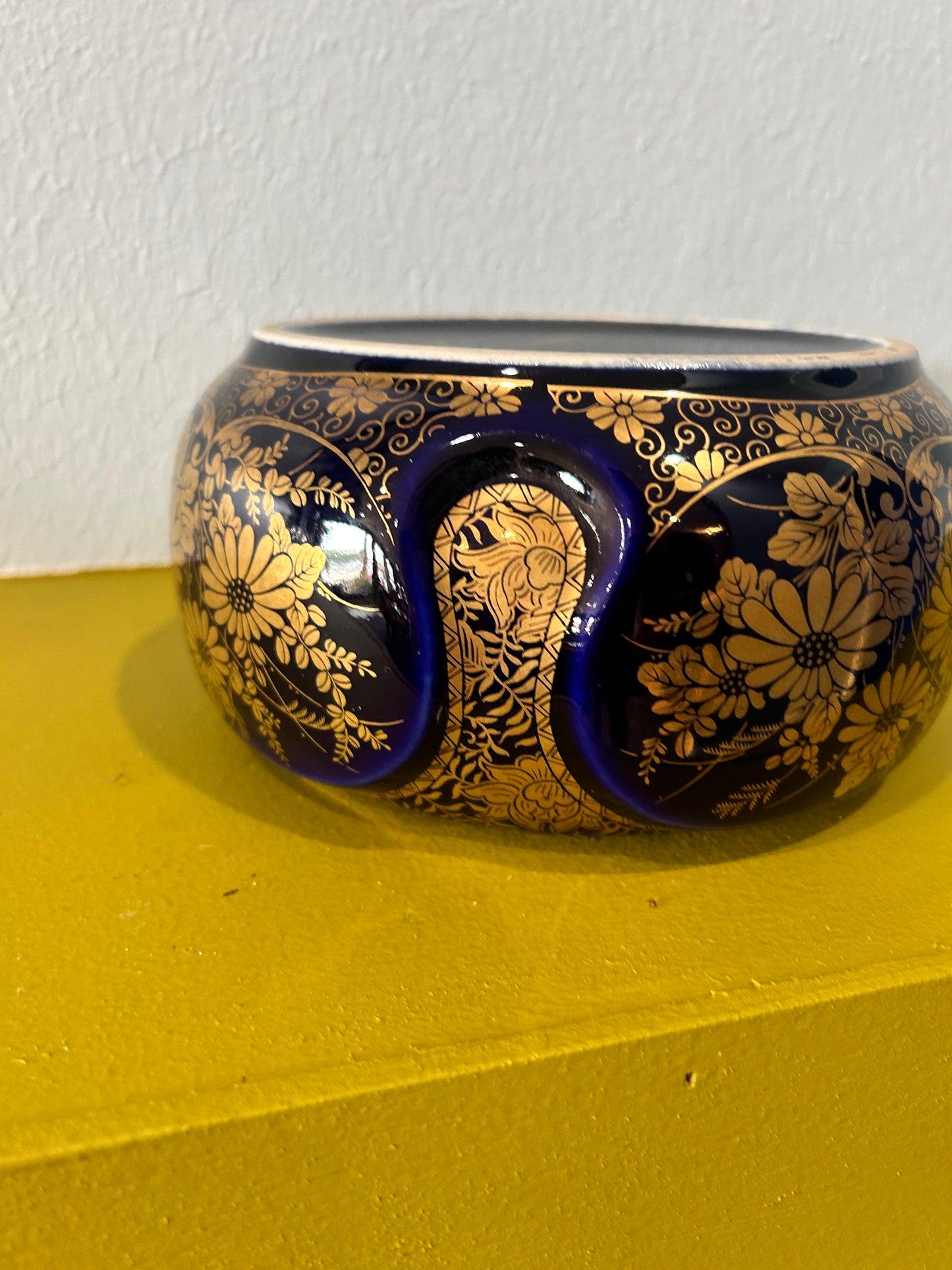 Large Vintage Ashtray- Andrea by Sadek- Ceramic