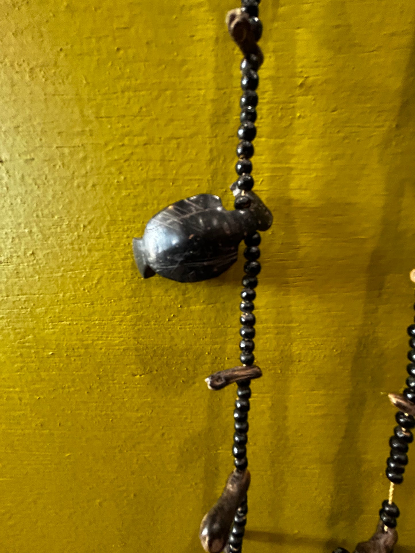 Vintage Hand Carved /Shaved Bird Fetish Necklace