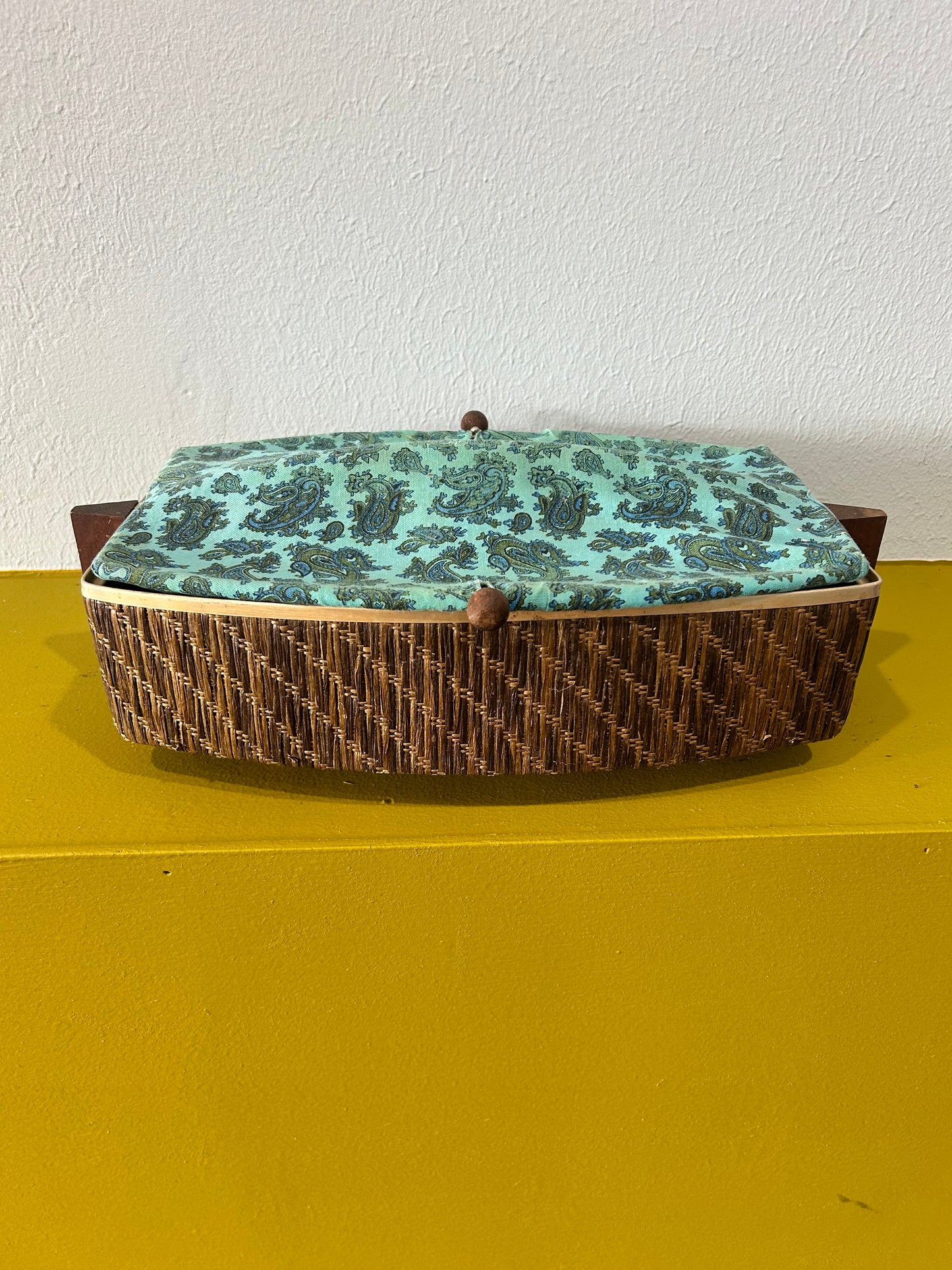 Vintage Salton Hotray Bun Warmer