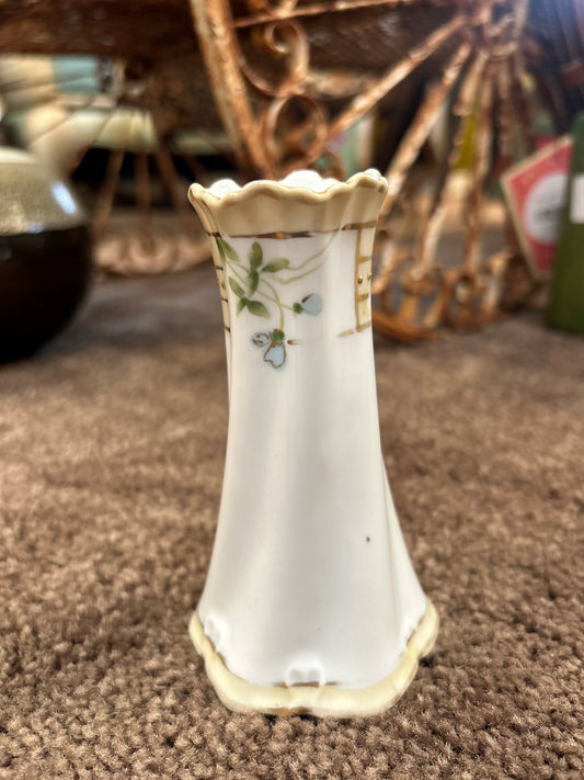 1911 Antique Nippon Porcelain Bud Vase- Hand Painted- Gold Guild