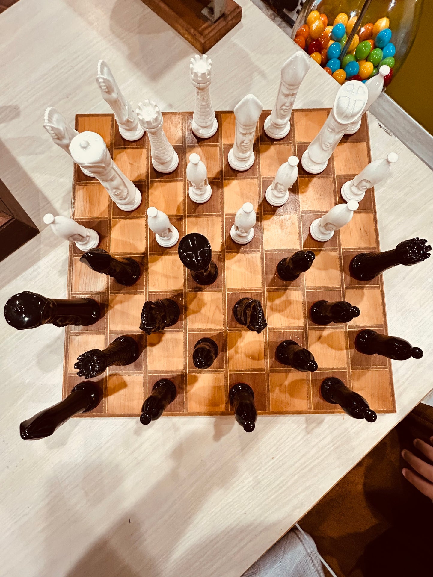 Vintage IRIDESCENT Ceramic Duncan Mold Medieval Gothic Chess Set- Complete