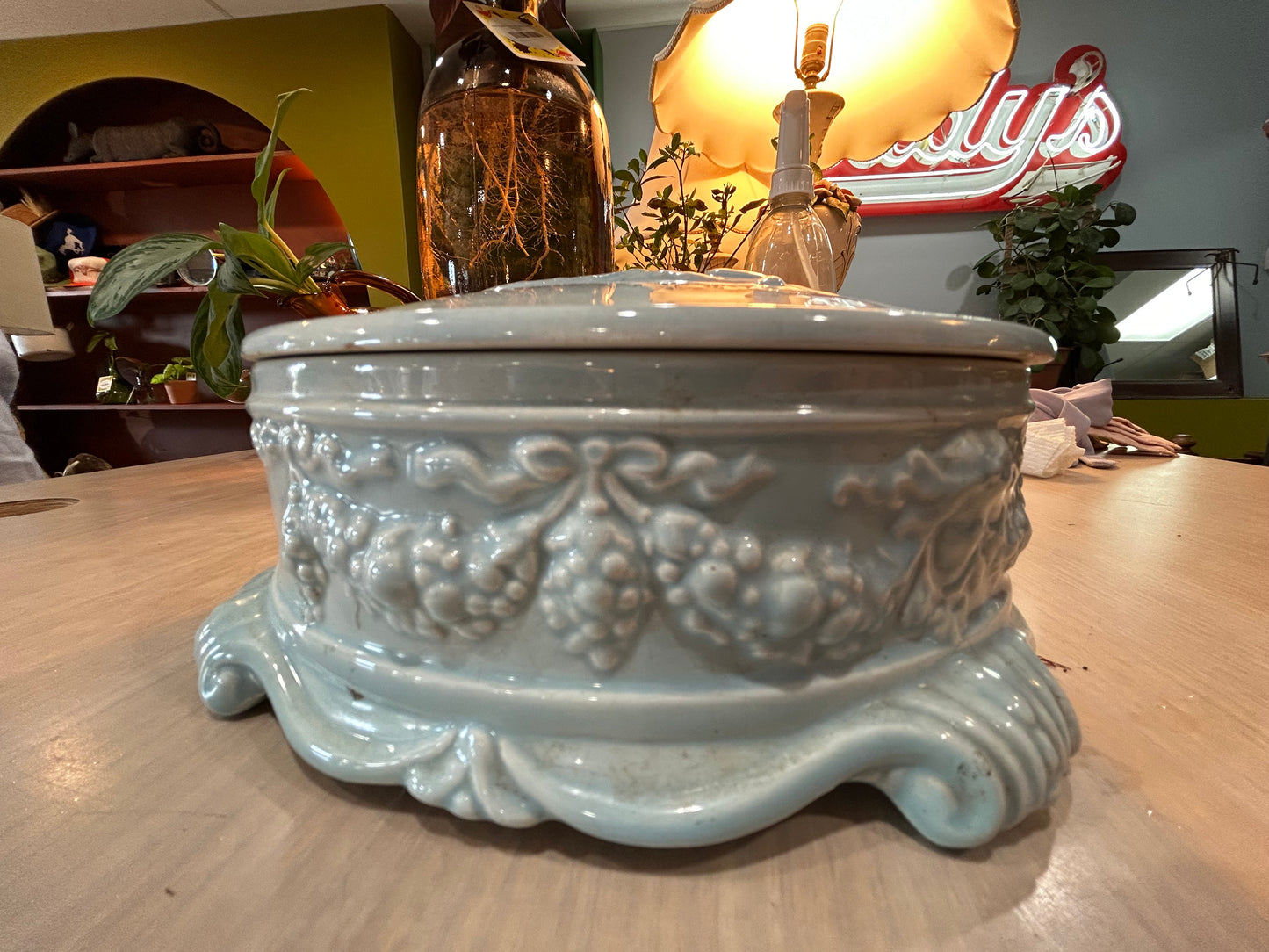 Vintage 1979 Incolay Powder Wedgewood Blue- Cherub Trinket Box