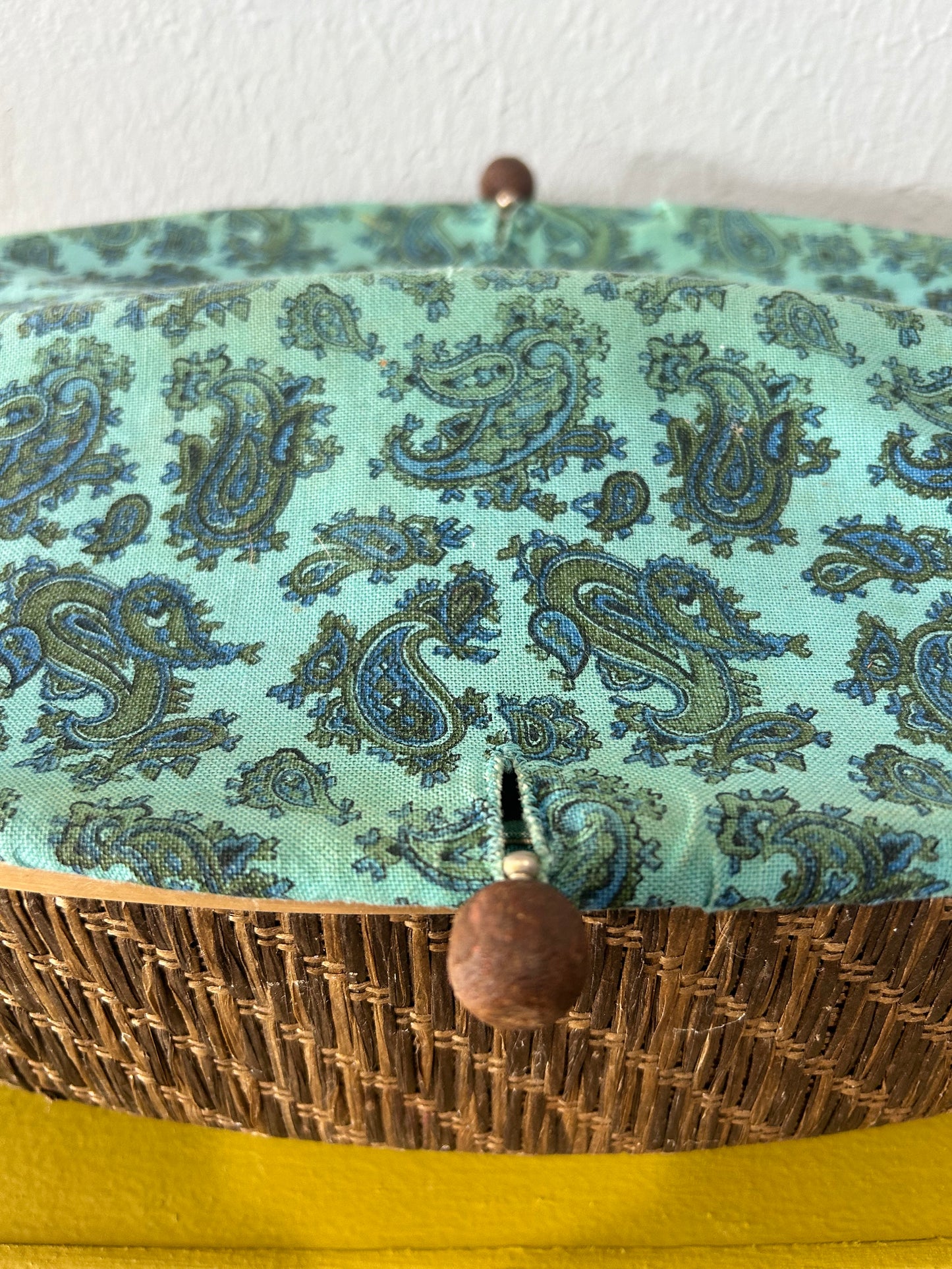 Vintage Salton Hotray Bun Warmer