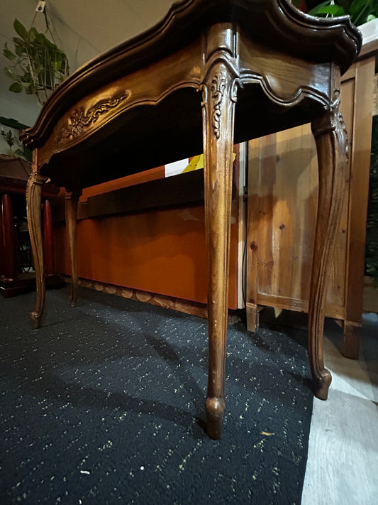 Thomasville- French Provincial Entry Table