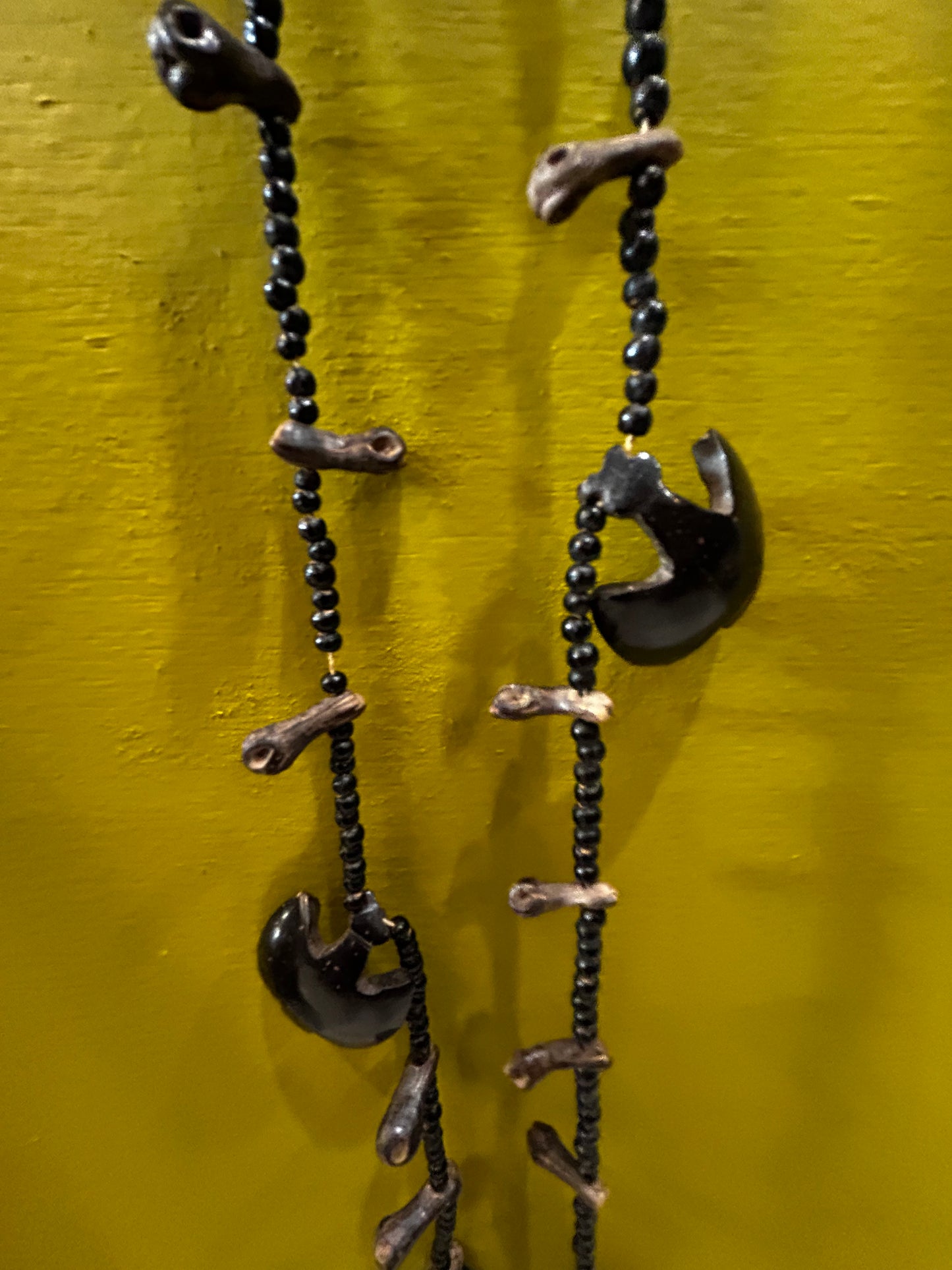 Vintage Hand Carved /Shaved Bird Fetish Necklace