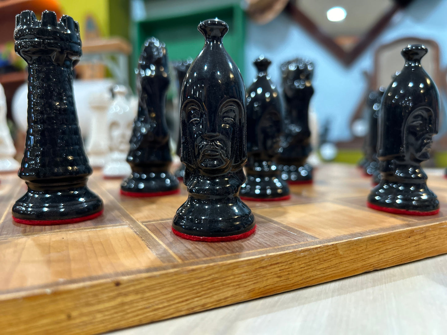 Vintage IRIDESCENT Ceramic Duncan Mold Medieval Gothic Chess Set- Complete